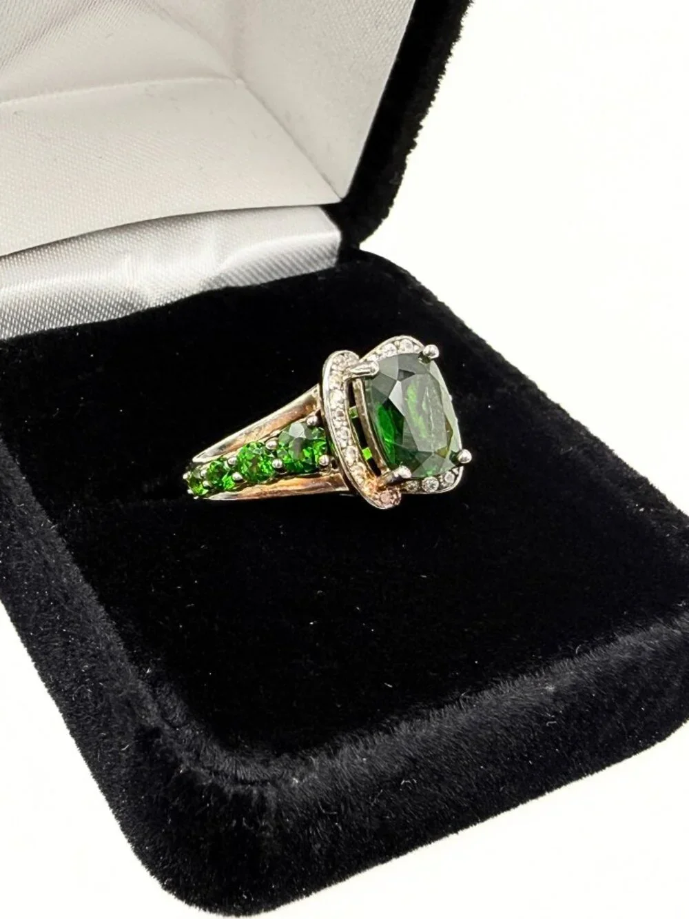 Contemporary Marked Sterling Silver Cushion Cut Green Tourmaline Ring Sz 10